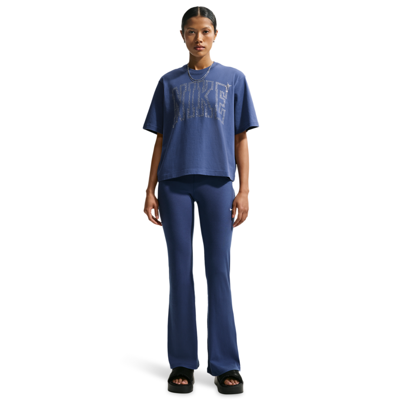 Nike NSW Classic Boxy ST7 Bling T-Shirt - Women's | Foot Locker
