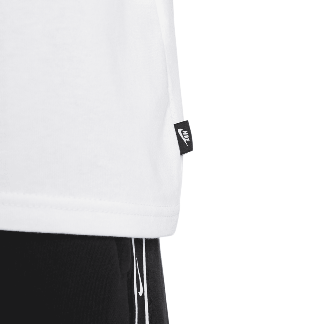 Nike NSW Premium Essential L/S  Image 4 of 5. Tap to open photo gallery.