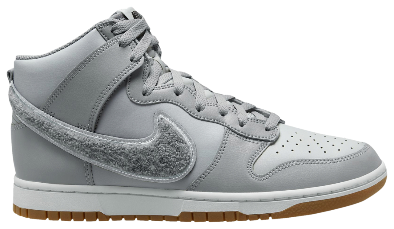 Nike Dunk High Retro Image 1 of 4. Tap to open photo gallery.