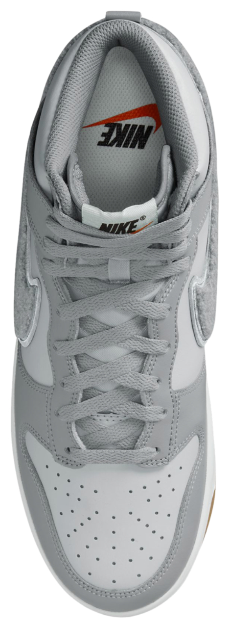Nike Dunk High Retro Image 3 of 4. Tap to open photo gallery.