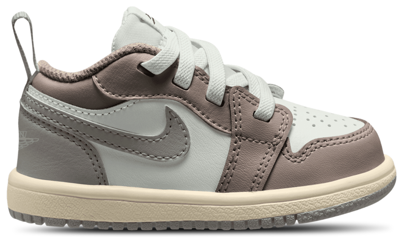 Jordan AJ 1 Low Alt  Image 1 of 4. Tap to open photo gallery.