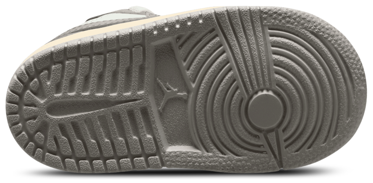 Jordan AJ 1 Low Alt  Image 4 of 4. Tap to open photo gallery.
