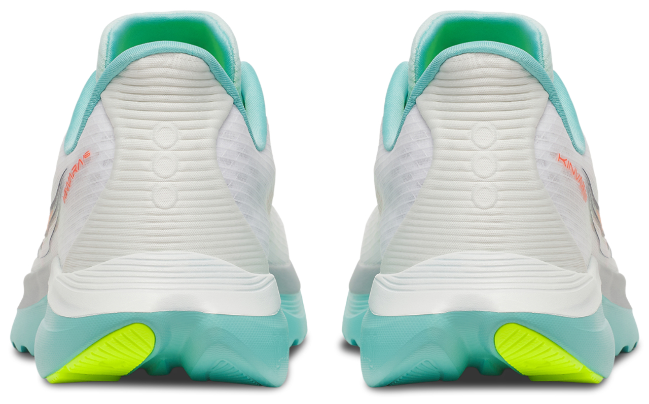 Saucony Kinvara 16 Image 3 of 5. Tap to open photo gallery.