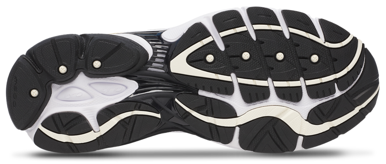 Saucony Progrid Omni 9 Image 5 of 8. Tap to open photo gallery.