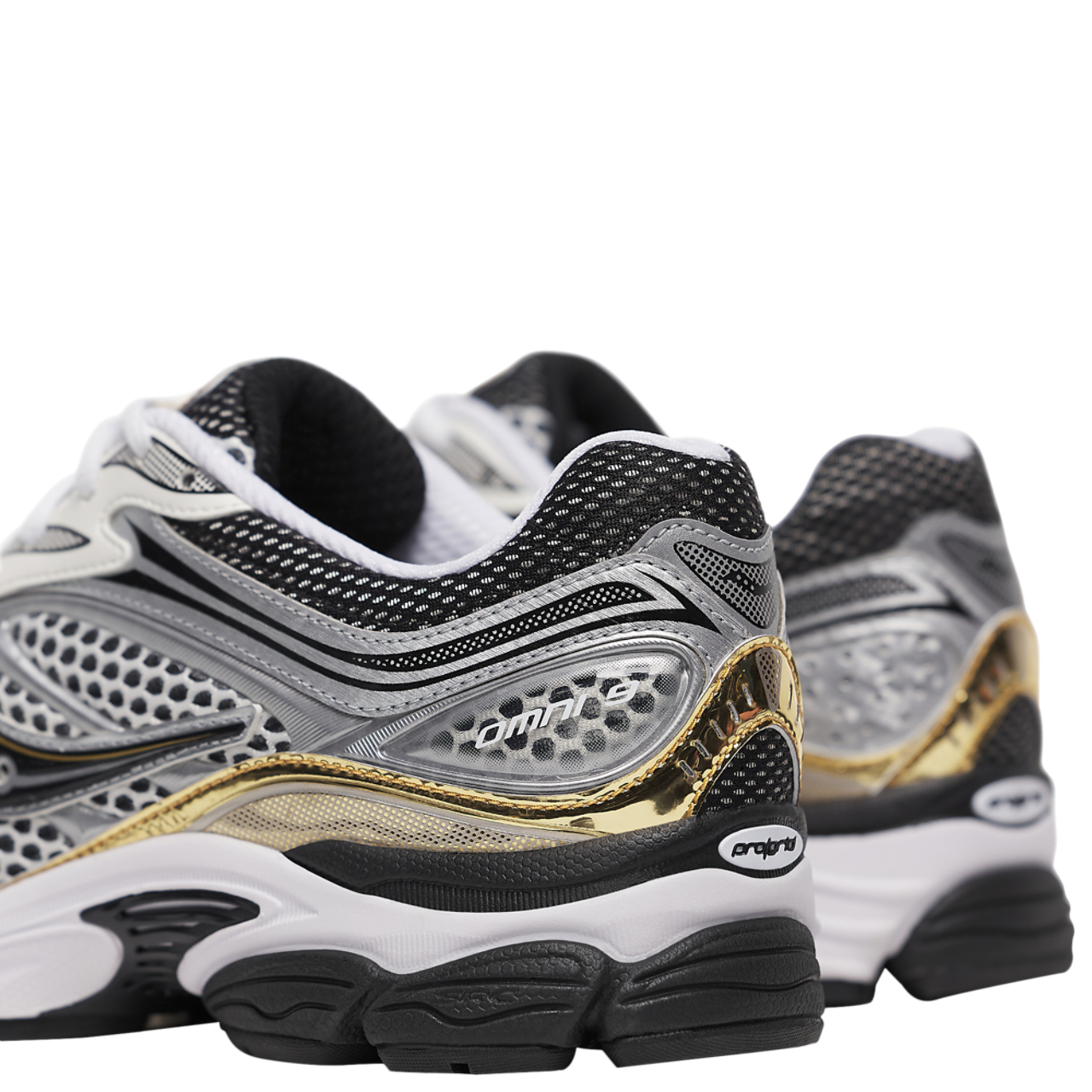 Saucony Progrid Omni 9 Image 8 of 8. Tap to open photo gallery.