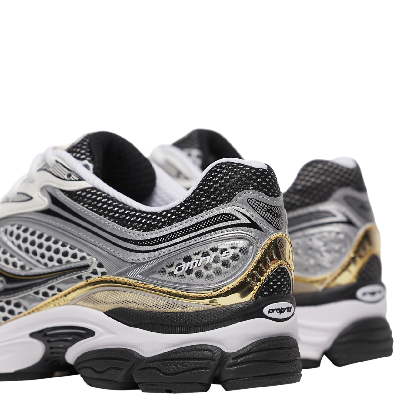 Saucony Progrid Omni 9 Image 8 of 8. Tap to open photo gallery.