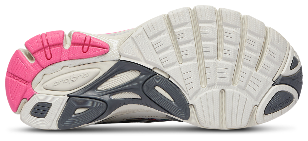 Saucony Guide 7 Image 5 of 5. Tap to open photo gallery.