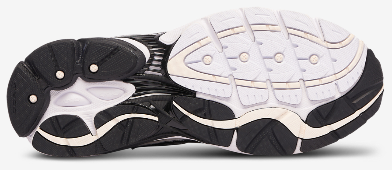 Saucony Progrid Omni 9 Image 5 of 5. Tap to open photo gallery.