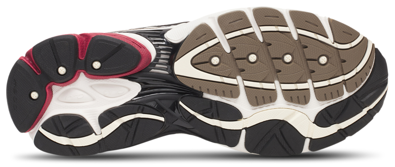 Saucony Progrid Omni 9 Image 5 of 5. Tap to open photo gallery.