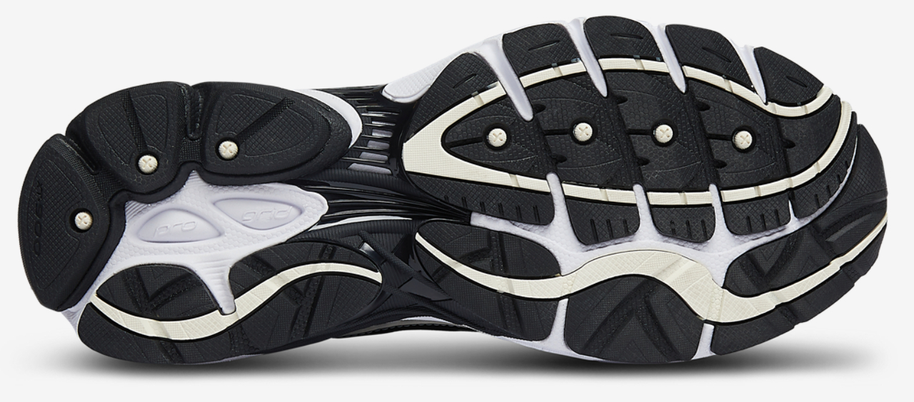 Saucony Progrid Omni 9 Image 5 of 5. Tap to open photo gallery.