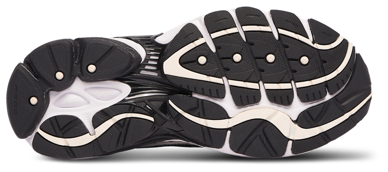 Saucony Progrid Omni 9 Image 5 of 5. Tap to open photo gallery.