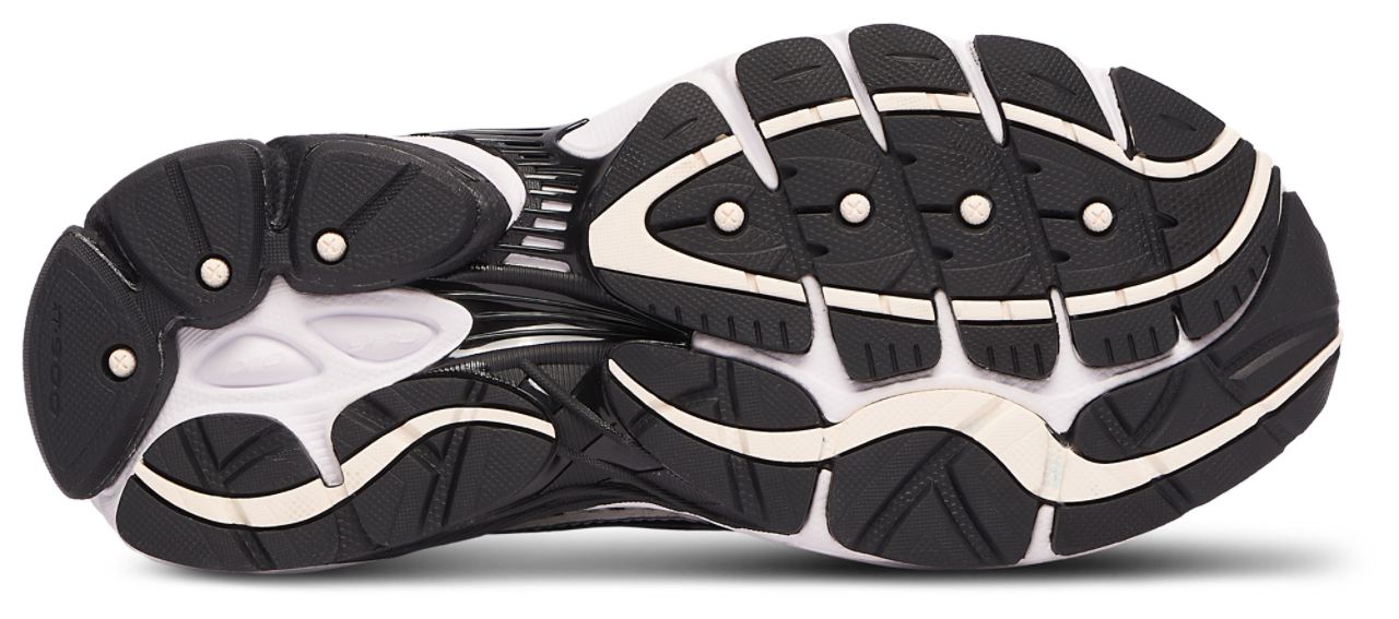 Saucony Progrid Omni 9 Image 5 of 5. Tap to open photo gallery.