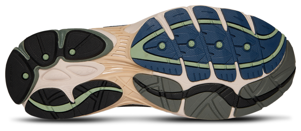 Saucony Progrid Omni 9 Image 5 of 5. Tap to open photo gallery.