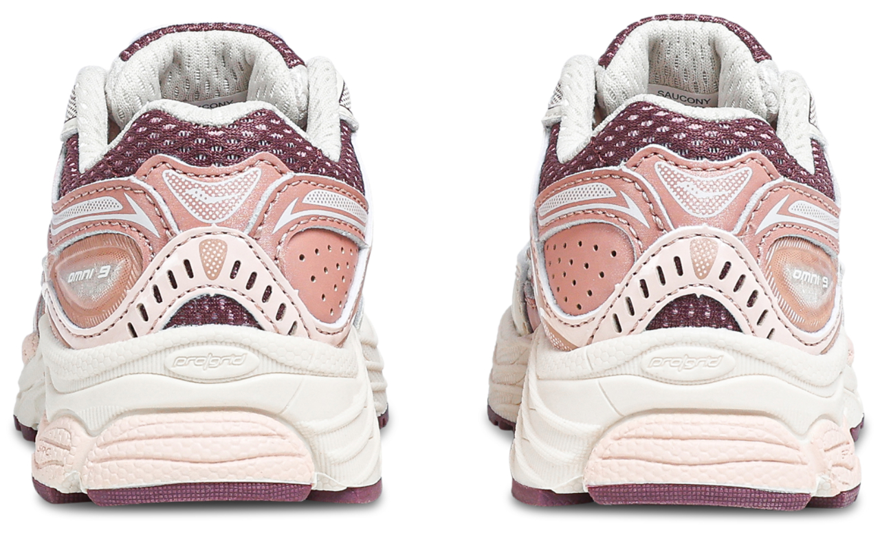 Saucony Omni 9 Image 3 of 5. Tap to open photo gallery.