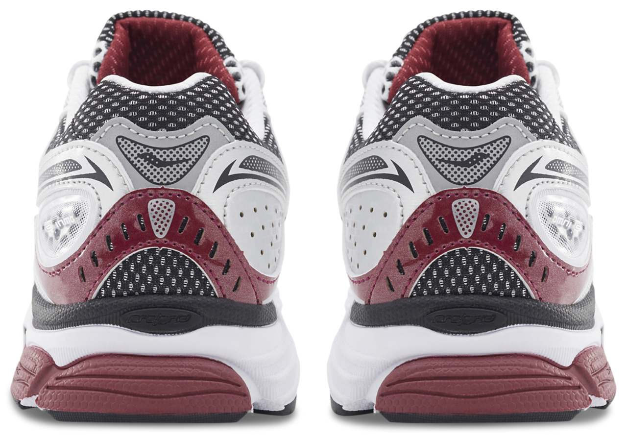 Saucony Omni 9 Image 3 of 8. Tap to open photo gallery.