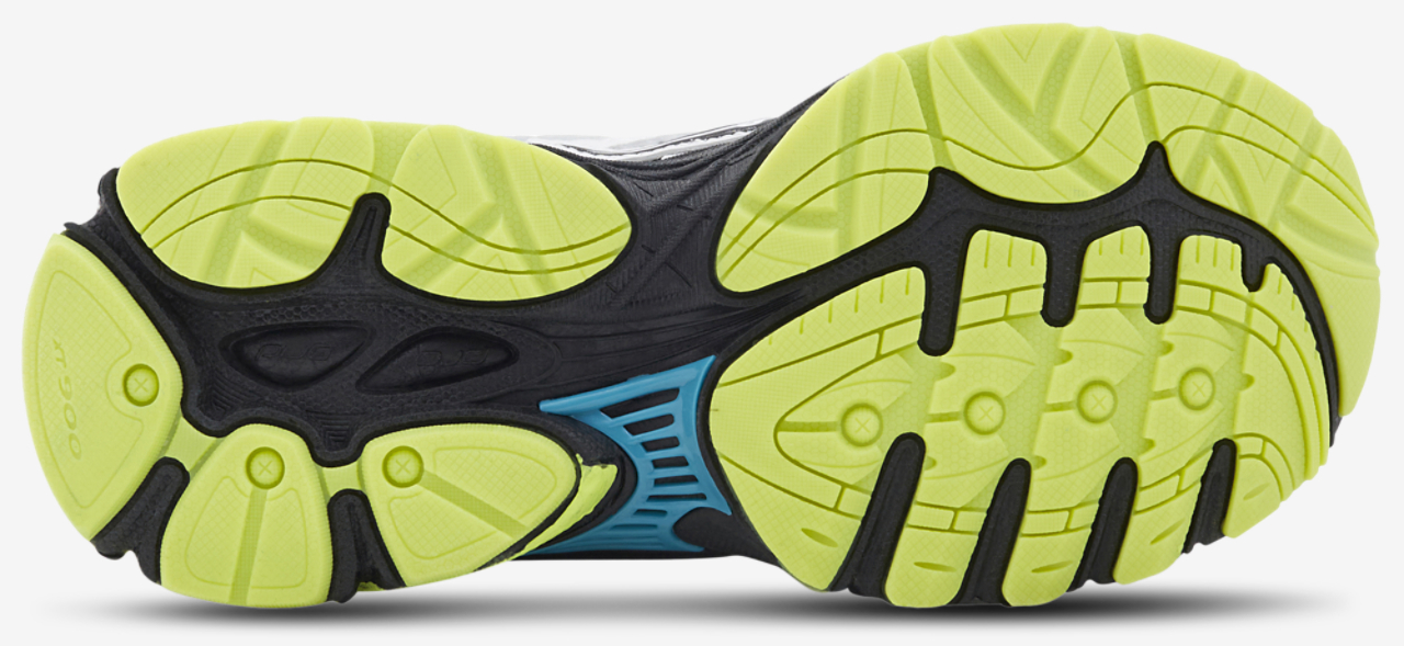 Saucony Omni 9 Image 5 of 8. Tap to open photo gallery.