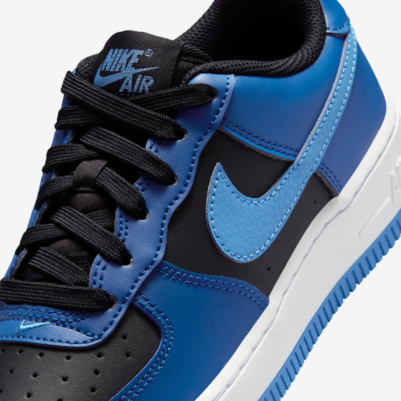Nike Air Force 1 Low Image 7 of 8. Tap to open photo gallery.
