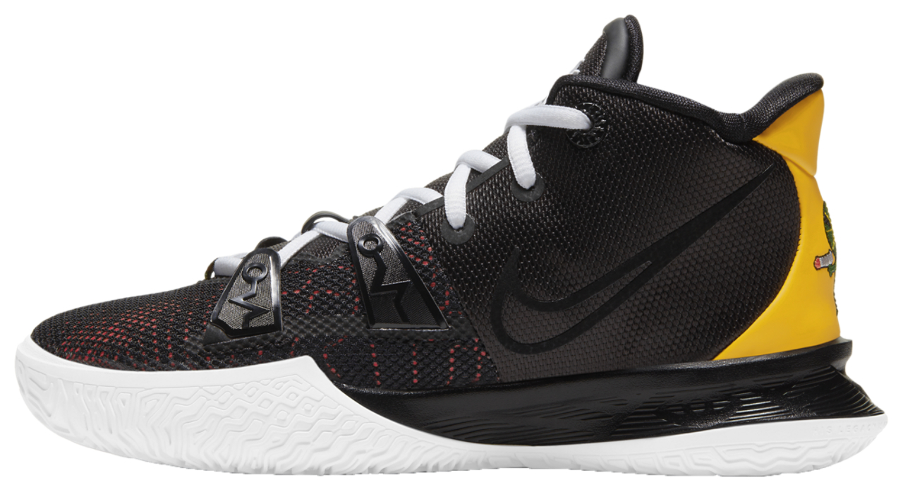 Nike Kyrie 7 Image 2 of 7. Tap to open photo gallery.