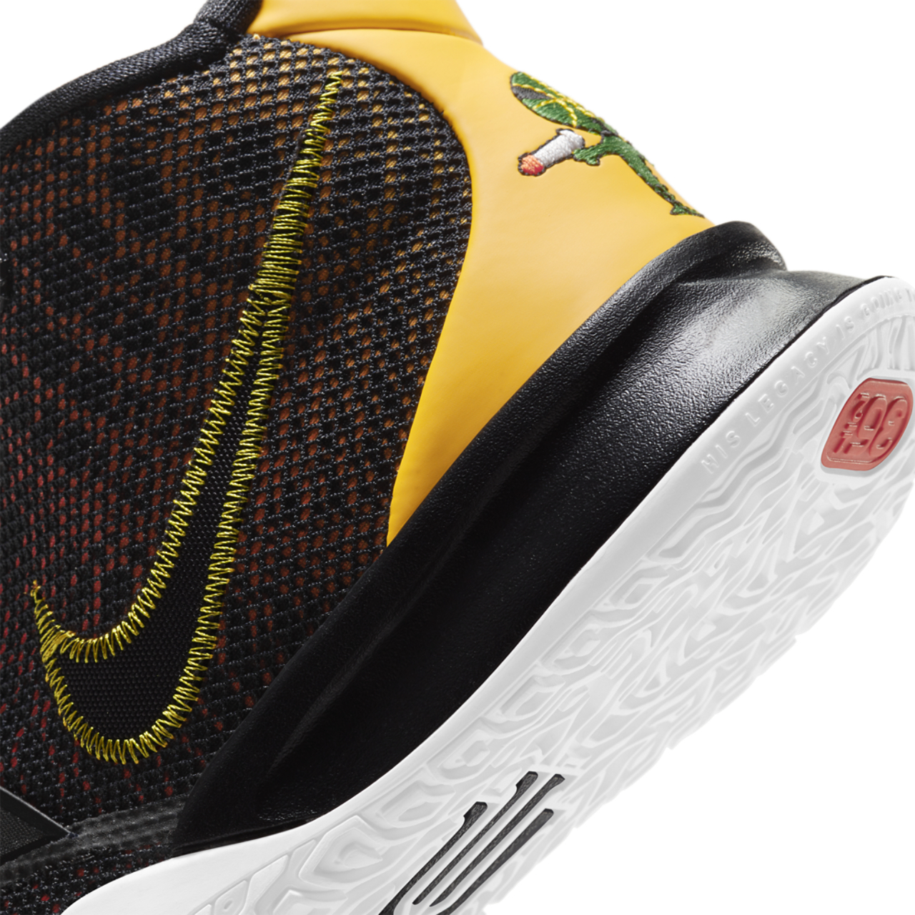 Nike Kyrie 7 Image 7 of 7. Tap to open photo gallery.