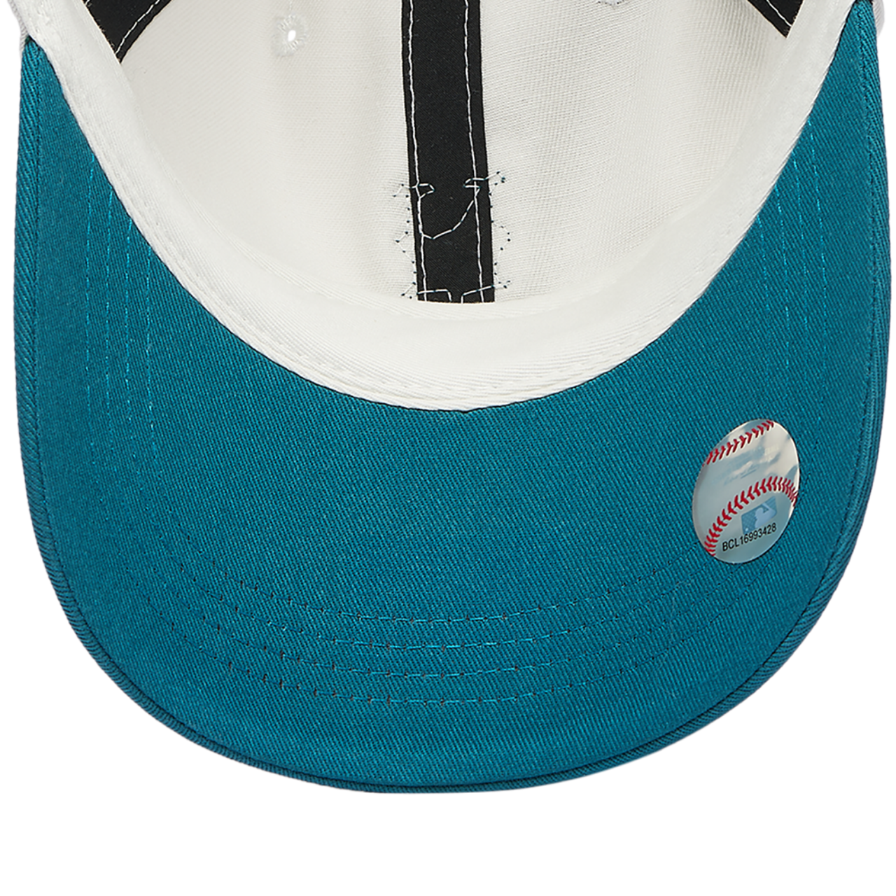 47 Brand Mets Contemporary 47 Clean Up Cap Image 5 of 5. Tap to open photo gallery.