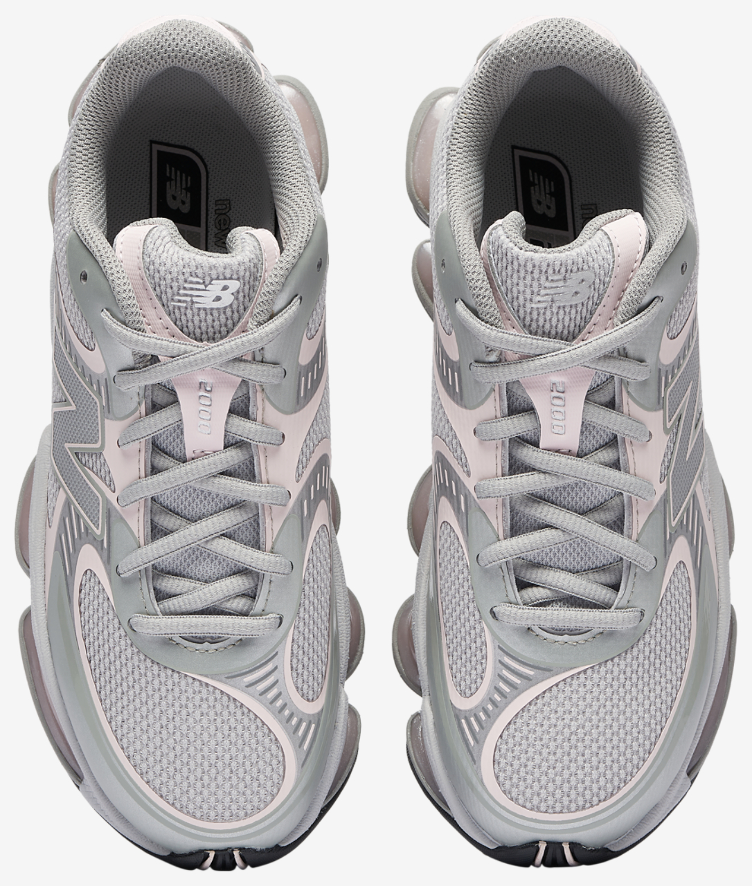 New Balance 2000 Image 4 of 5. Tap to open photo gallery.