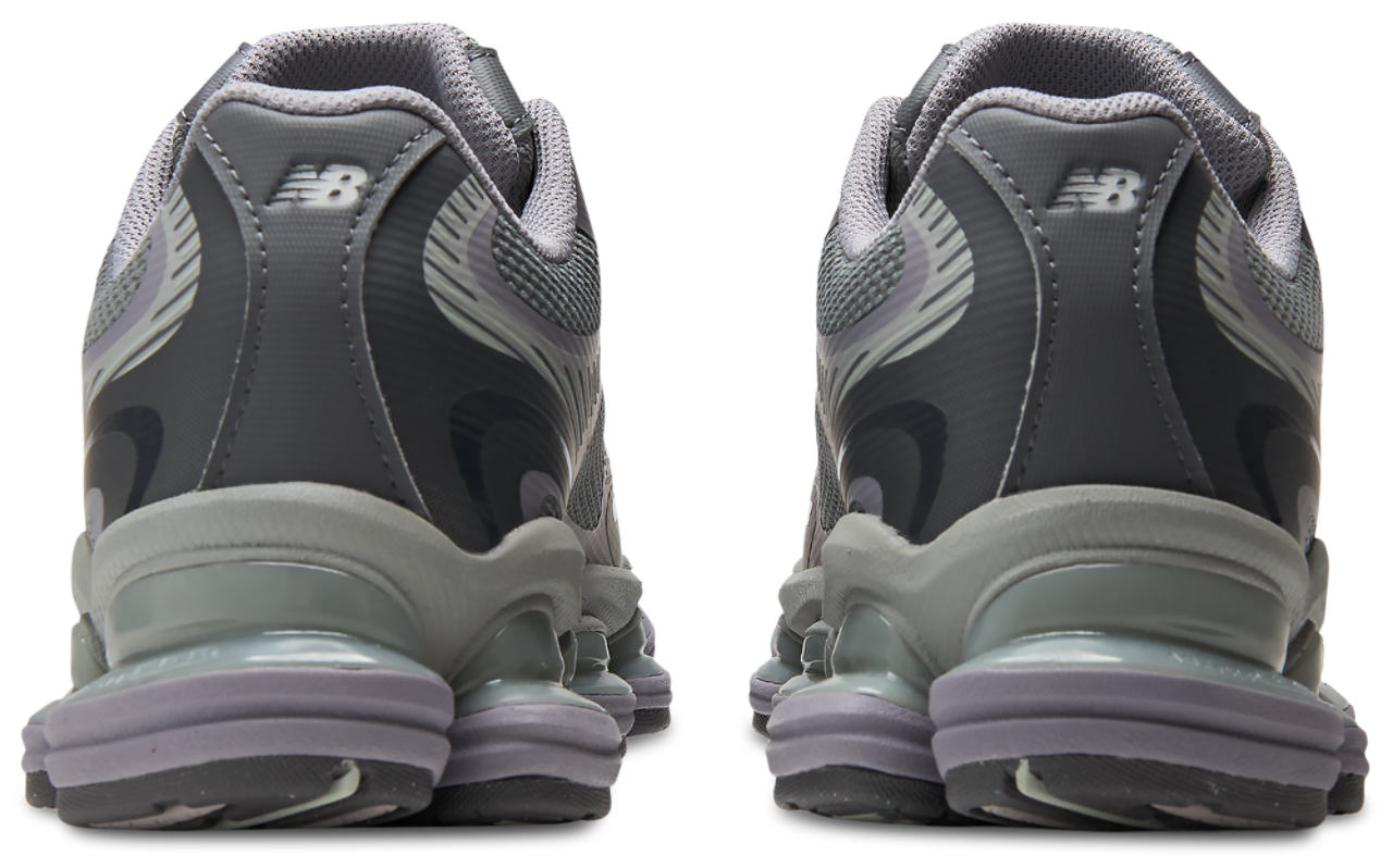 New Balance 2000 Image 3 of 5. Tap to open photo gallery.