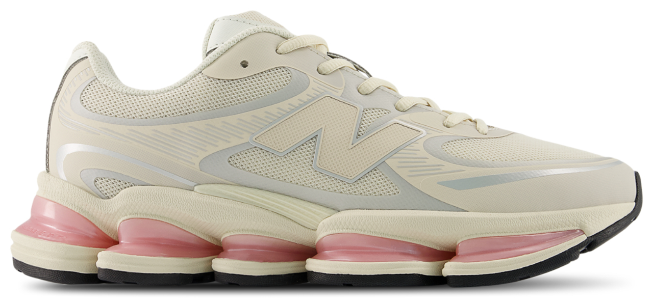 New Balance 2000 Image 1 of 4. Tap to open photo gallery.