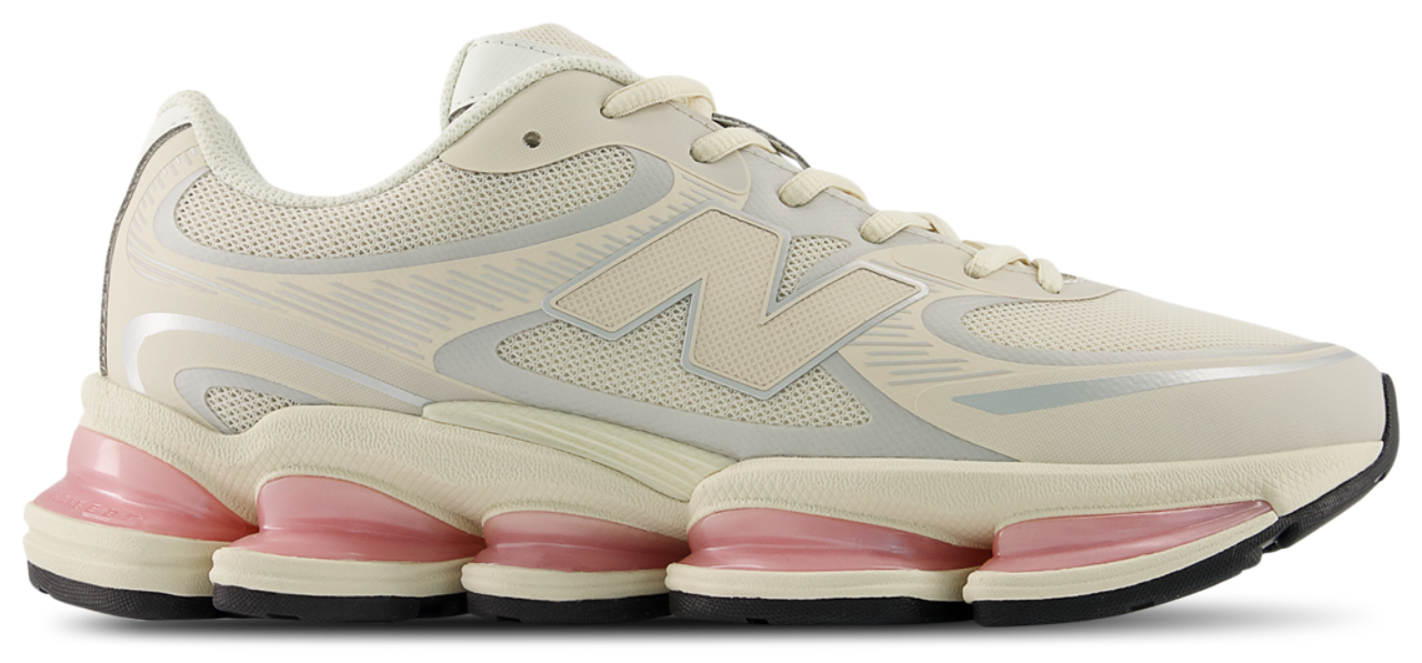 New Balance 2000 Image 1 of 4. Tap to open photo gallery.