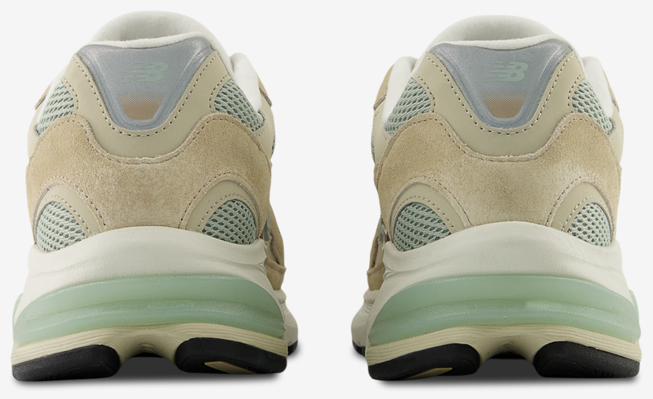 New Balance 2010 Image 3 of 5. Tap to open photo gallery.