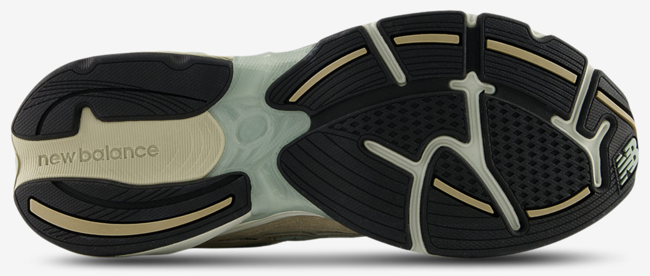 New Balance 2010 Image 5 of 5. Tap to open photo gallery.