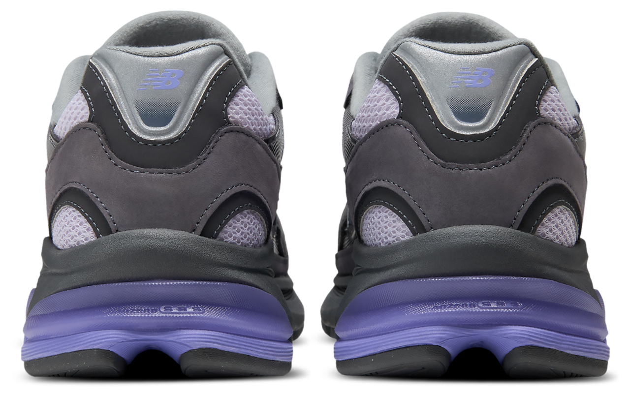 New Balance 2010 Image 3 of 7. Tap to open photo gallery.