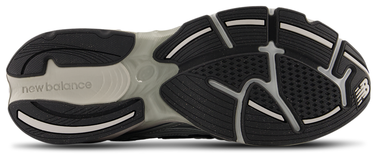 New Balance 2010 Image 5 of 6. Tap to open photo gallery.