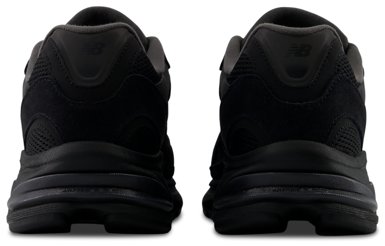 New Balance 2010 Image 3 of 7. Tap to open photo gallery.