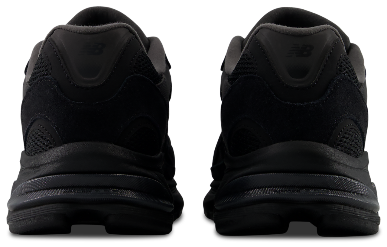 New Balance 2010 Image 3 of 7. Tap to open photo gallery.