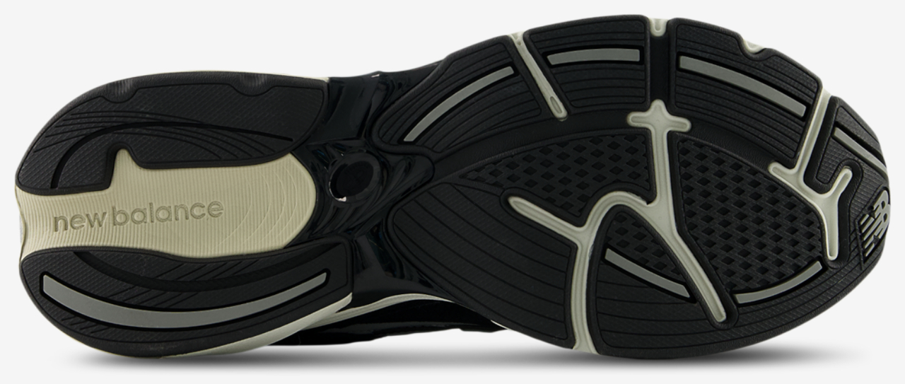New Balance 2010 Image 5 of 5. Tap to open photo gallery.