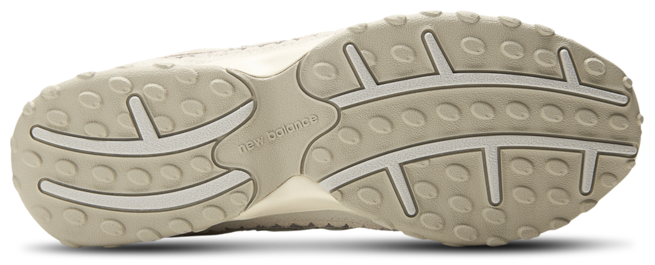 New Balance 204L Image 5 of 5. Tap to open photo gallery.