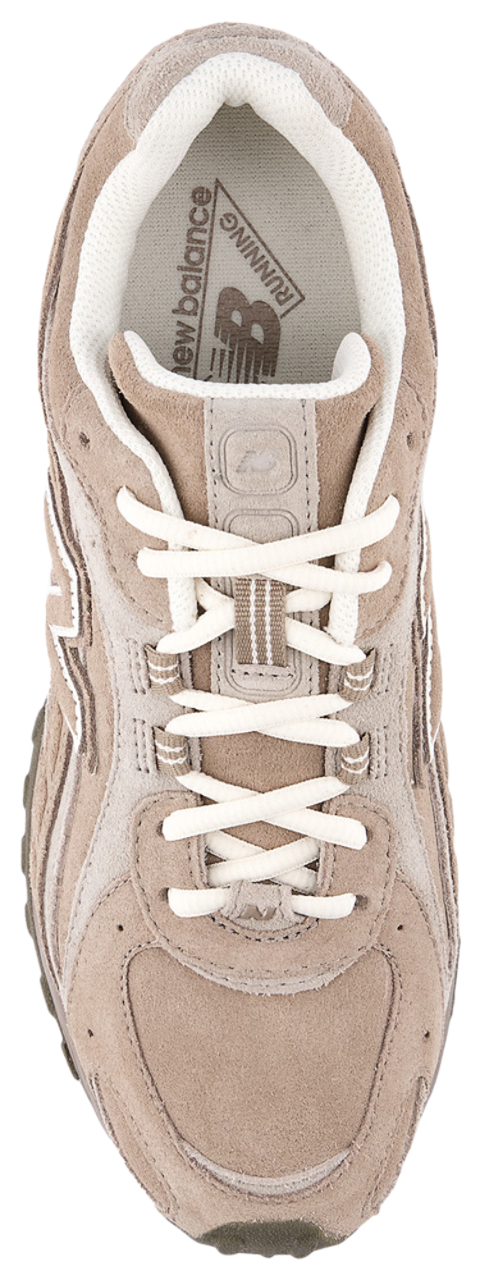 New Balance 204L Image 3 of 4. Tap to open photo gallery.