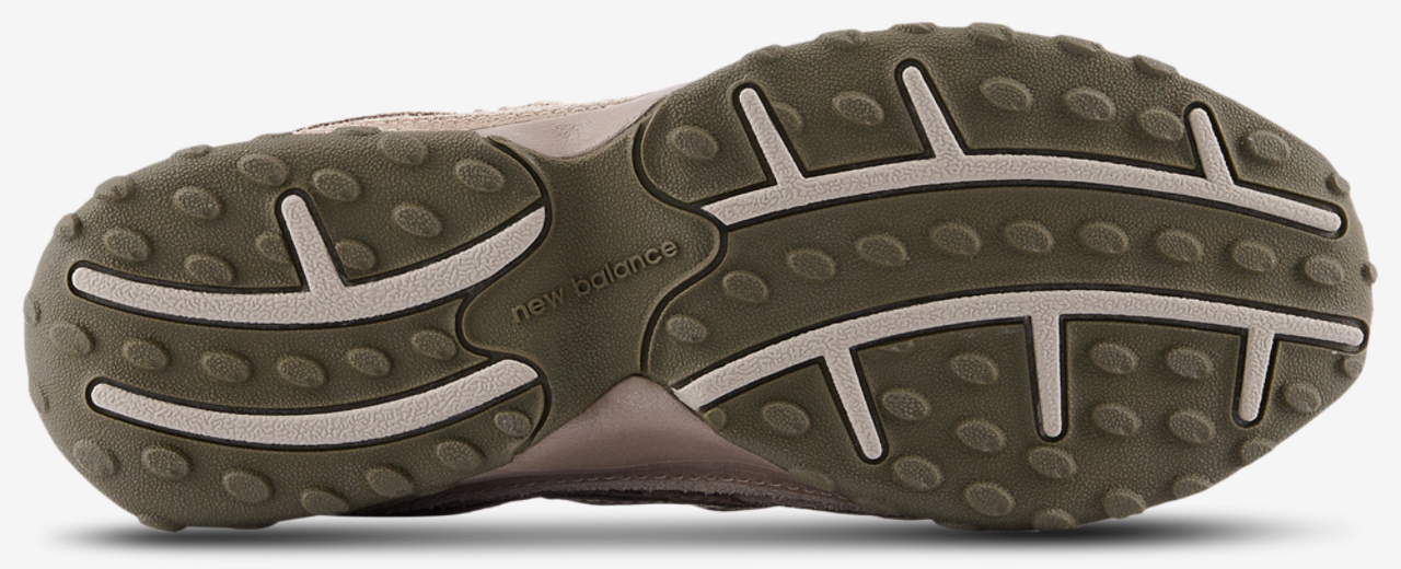 New Balance 204L Image 4 of 4. Tap to open photo gallery.
