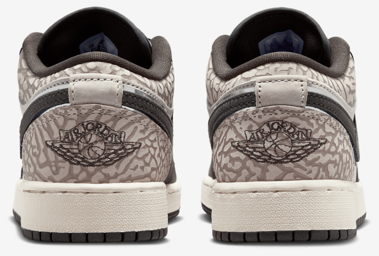 Jordan AJ 1 Low SE Image 3 of 5. Tap to open photo gallery.