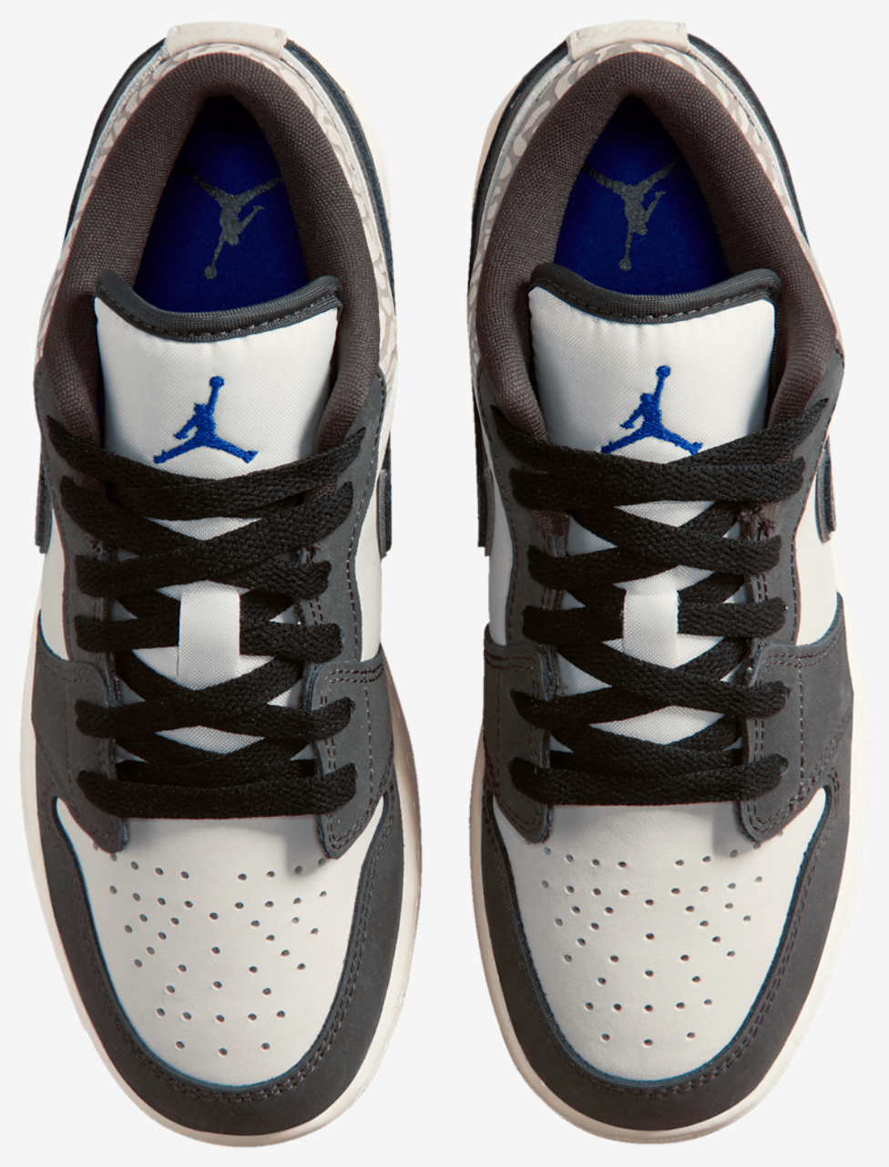 Jordan AJ 1 Low SE Image 4 of 5. Tap to open photo gallery.