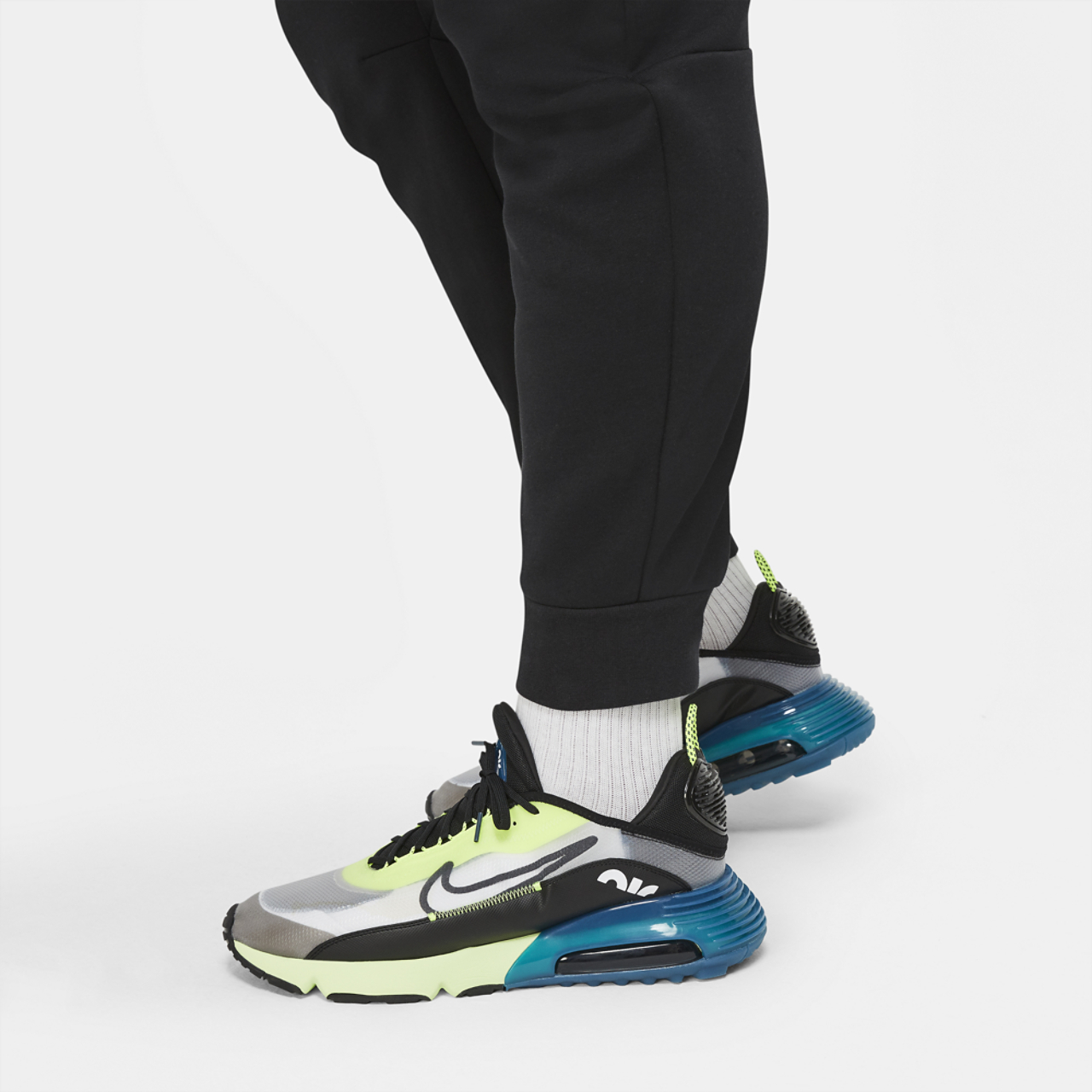Nike Tech Fleece Joggers Image 7 of 7. Tap to open photo gallery.