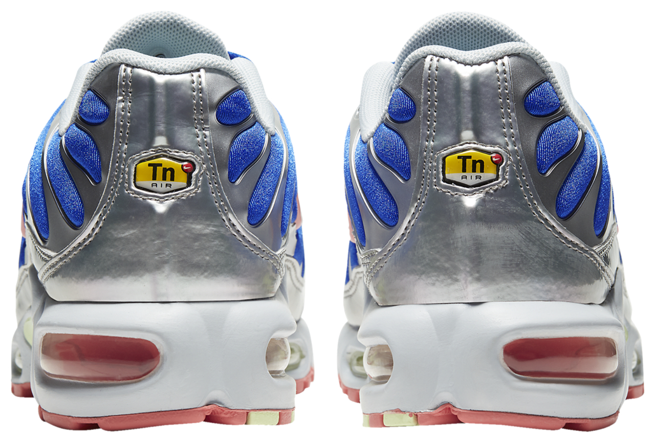 Nike Air Max Plus Image 3 of 7. Tap to open photo gallery.