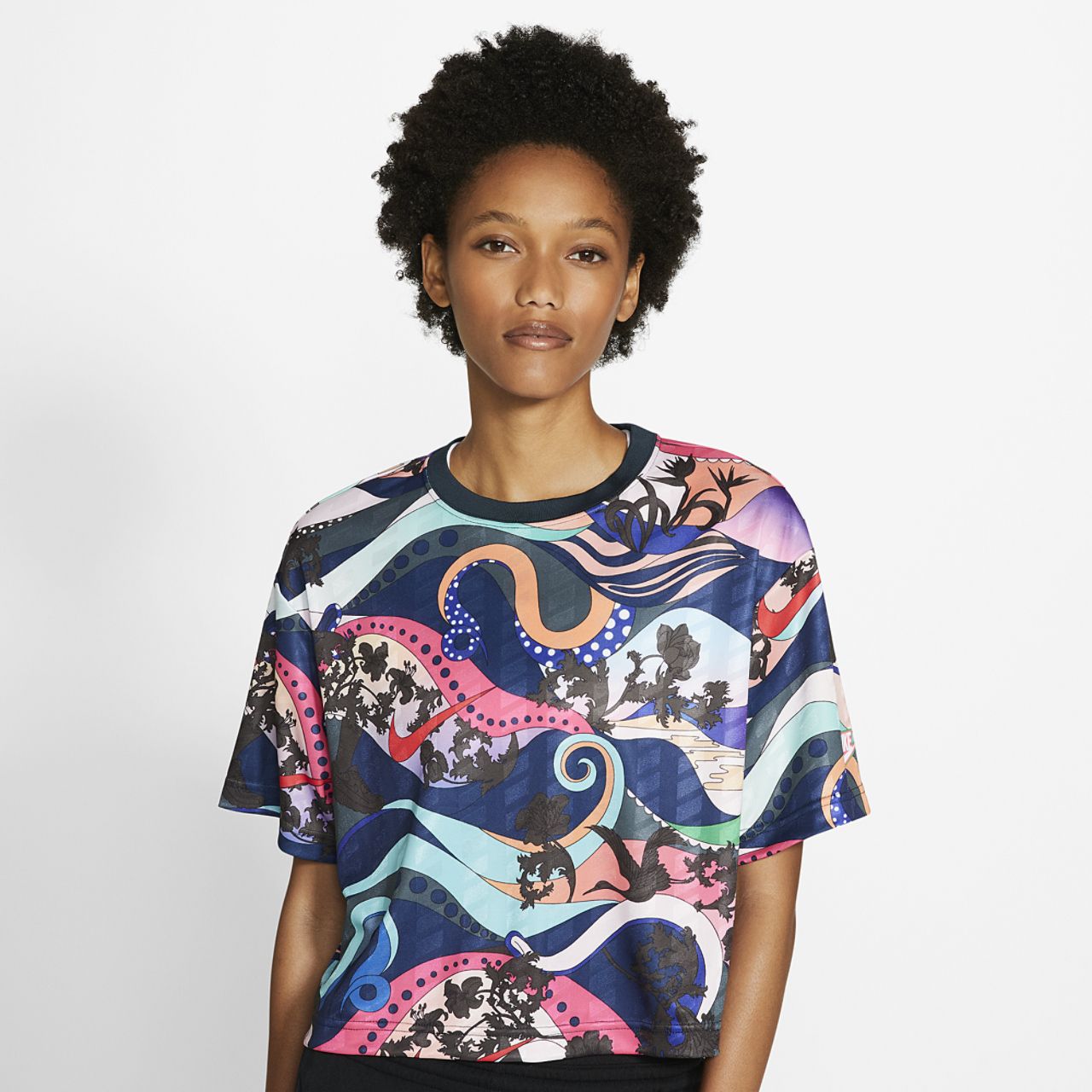 Nike Icon Clash S/S Top Image 1 of 2. Tap to open photo gallery.