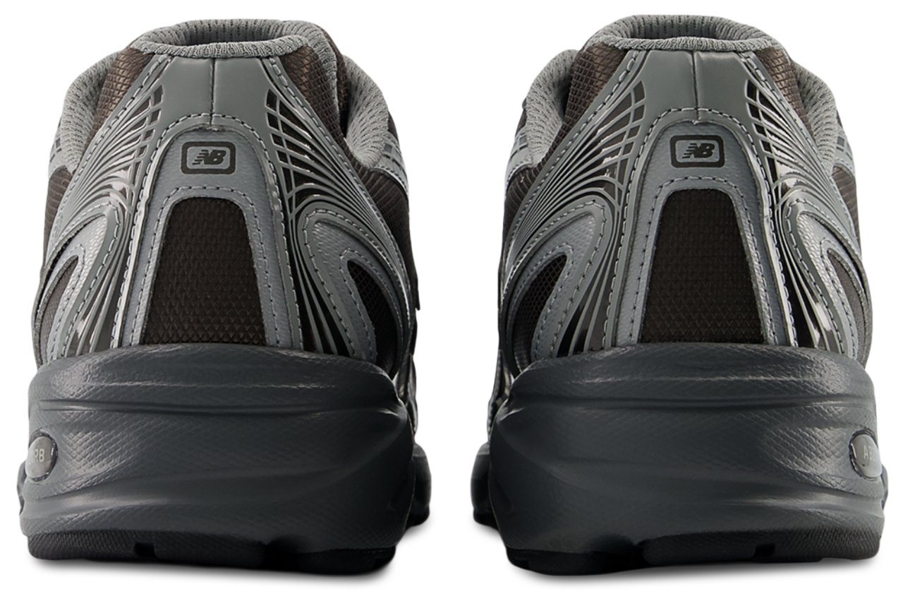 New Balance 740 Image 3 of 5. Tap to open photo gallery.