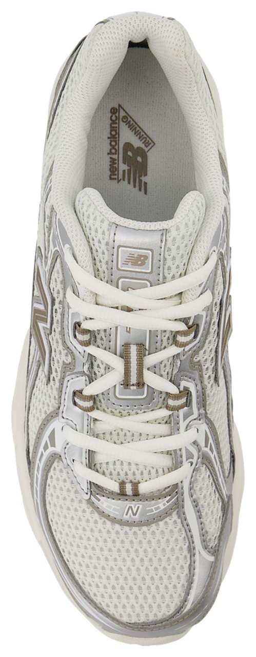 New Balance 740