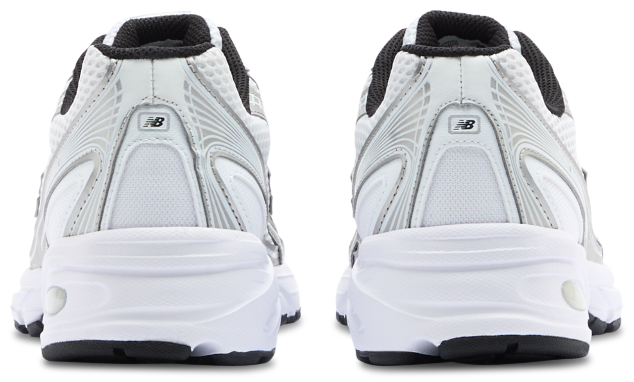 New Balance 740 Image 3 of 5. Tap to open photo gallery.