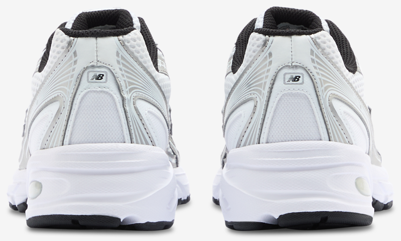New Balance 740 Image 3 of 5. Tap to open photo gallery.
