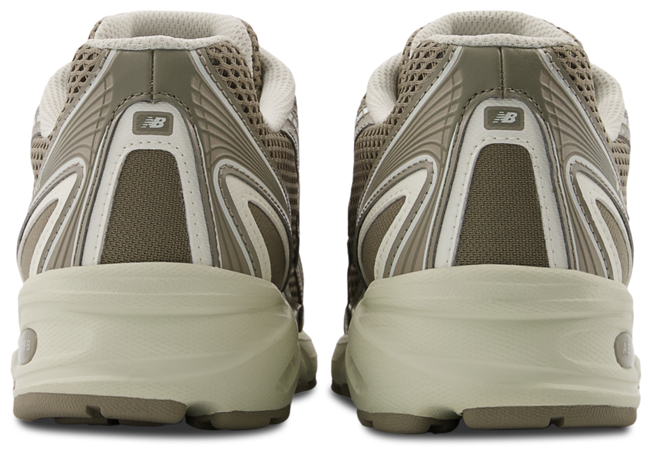 New Balance 740 Image 3 of 4. Tap to open photo gallery.