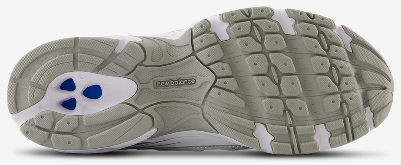 New Balance 740 Image 5 of 5. Tap to open photo gallery.