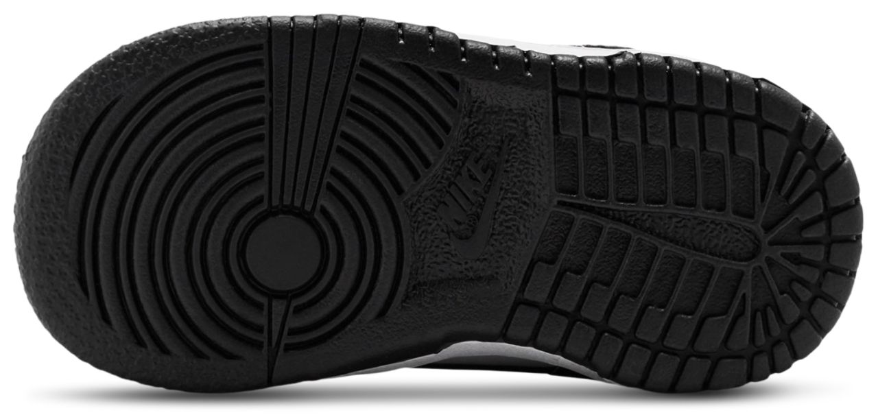 Nike Dunk Low  Image 5 of 5. Tap to open photo gallery.